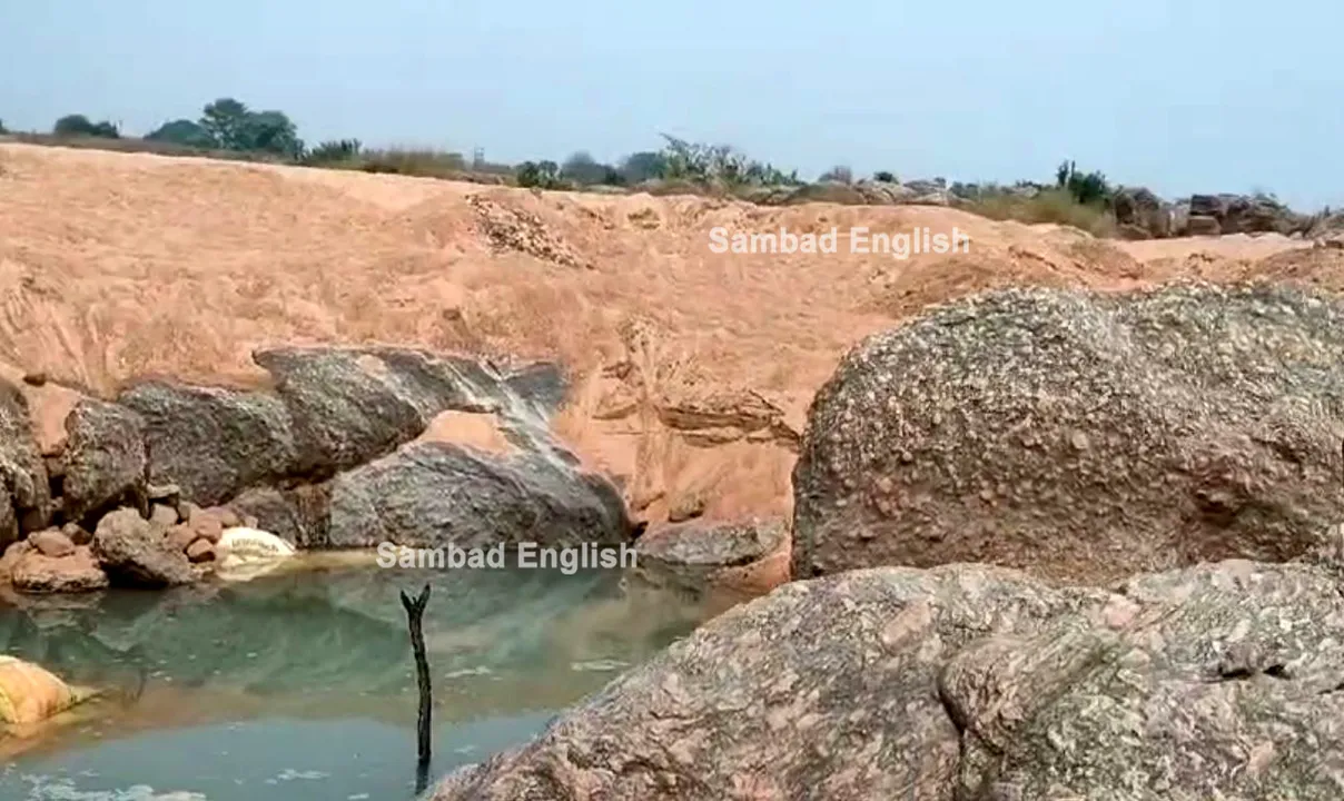  Illegal gemstome quarrying: Worker feared dead under boulder in Odisha's Boudh