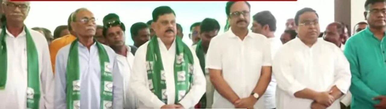  Ex-Congress leader Chiranjib Biswal joins BJD in Odisha