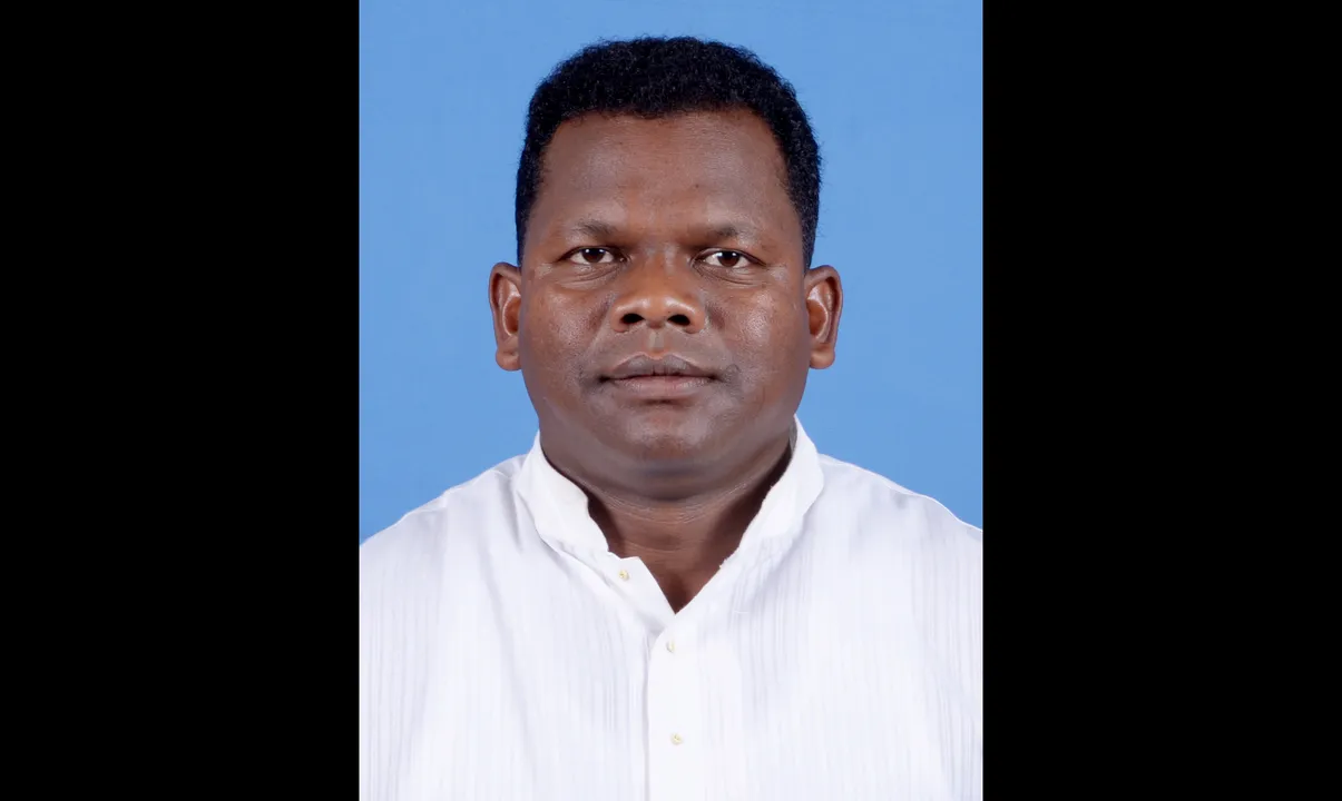  Odisha: Former Chitrakonda MLA Dambaru Sisa quits BJD