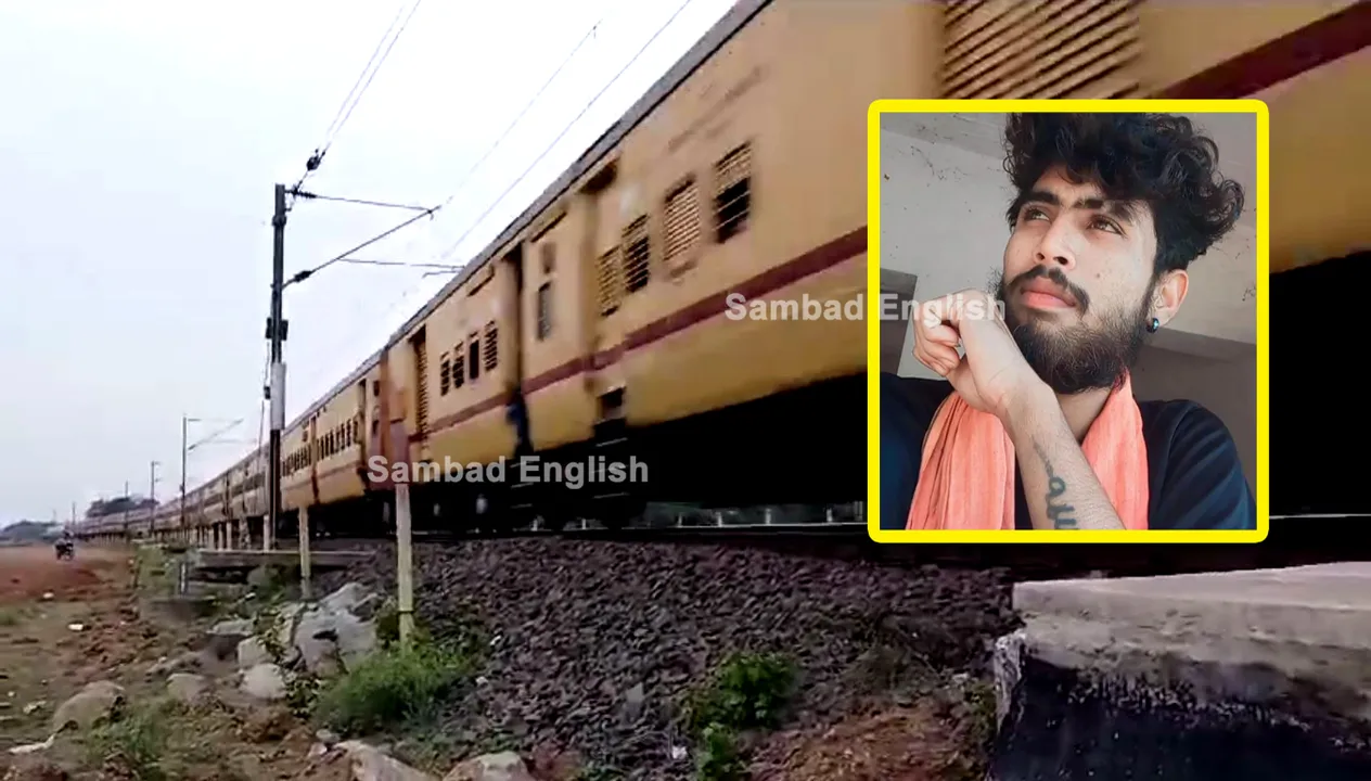  Youth dies after being hit by train while making reels in Odisha’s Balasore