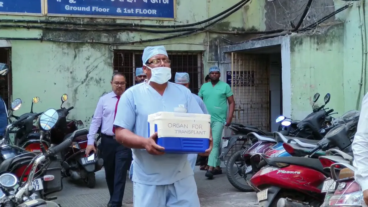  Family of brain-dead Plus 2 student donates kidneys in Odisha