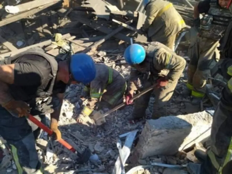  10 killed, dozens wounded in Russian strikes on Ukraine