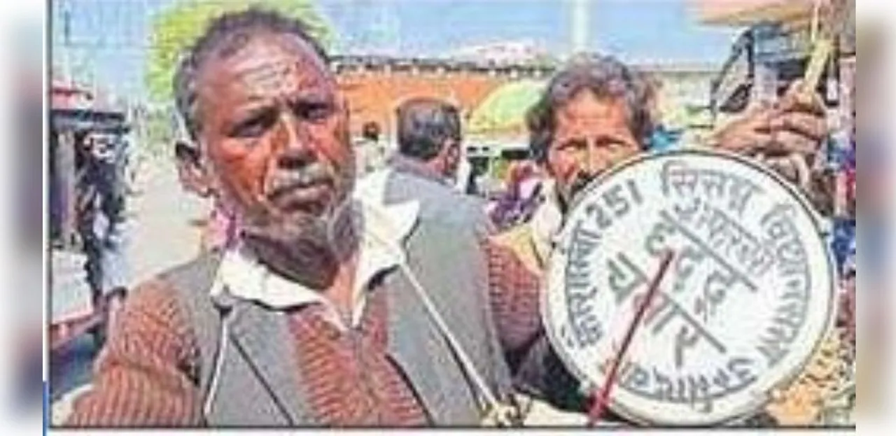  This utensil seller in UP seeks ‘one home, one vote’ in his 12th election