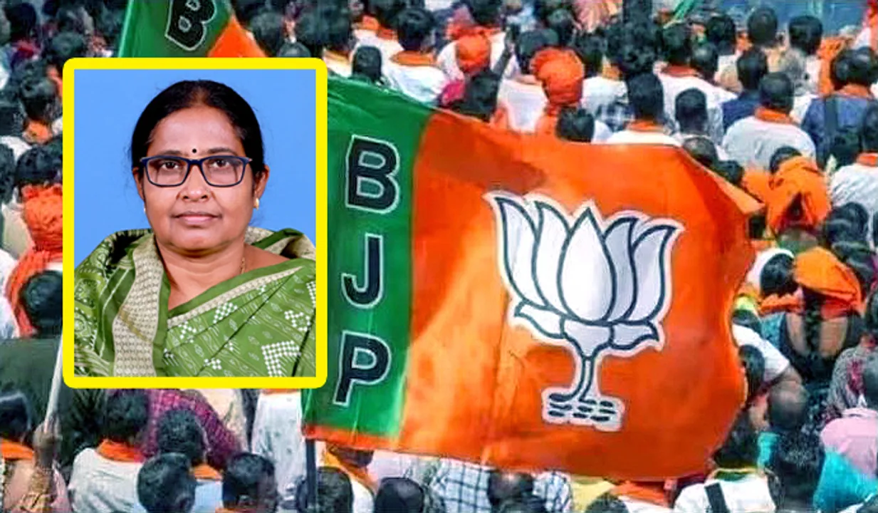  Odisha: Hindol MLA Simarani Nayak joins BJP after quitting BJD