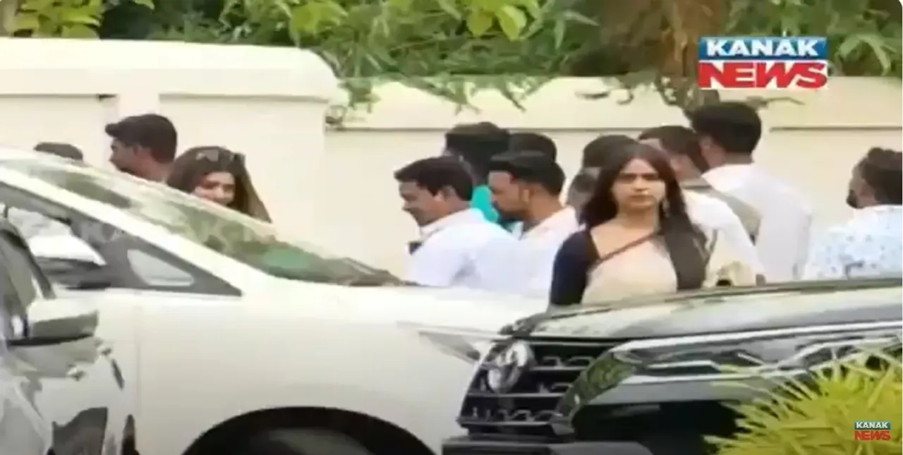  Odisha BJP targets BJD over film actors' visit to Naveen Niwas ahead of polls