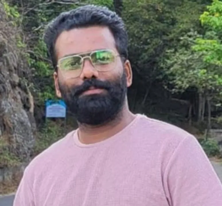  Mathrubhumi TV video journalist trampled to death while shooting wild elephants in Kerala