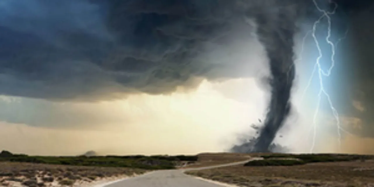  8 killed as tornadoes leave trail of death and destruction in US