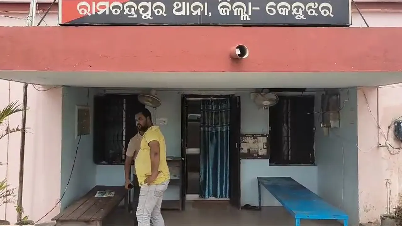  BJD leader held for distributing cash in Ghasipura ahead of Phase 3 polls in Odisha