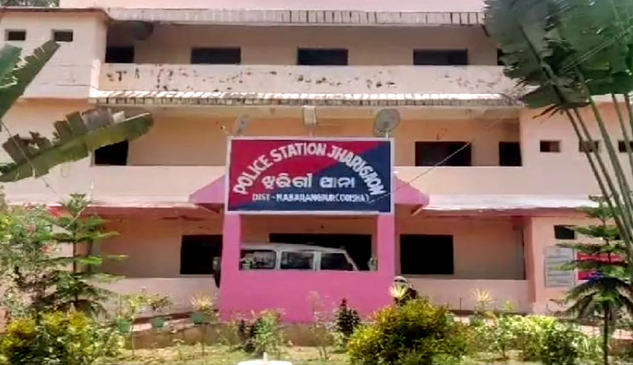  Jeweller looted of gold, silver ornaments worth over Rs 5 Lakh in Odisha’s Nabarangpur