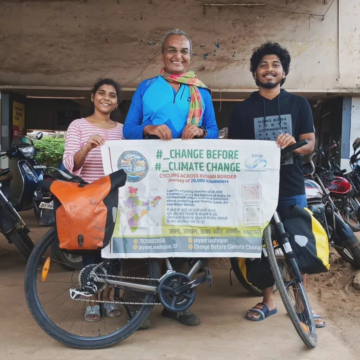  Pune-based professor pedals to spread message on climate change