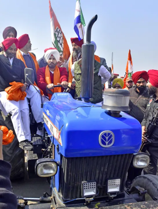  Congress leading in six seats in Punjab, show polling trends