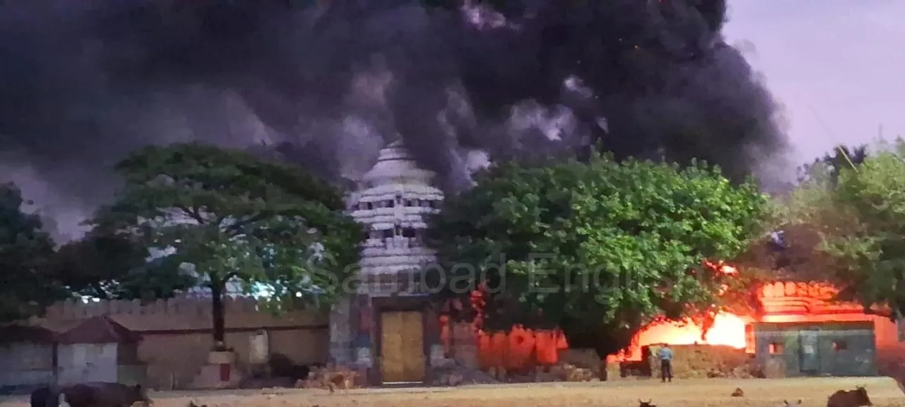  Fire breaks out near Sri Gundicha temple in Puri