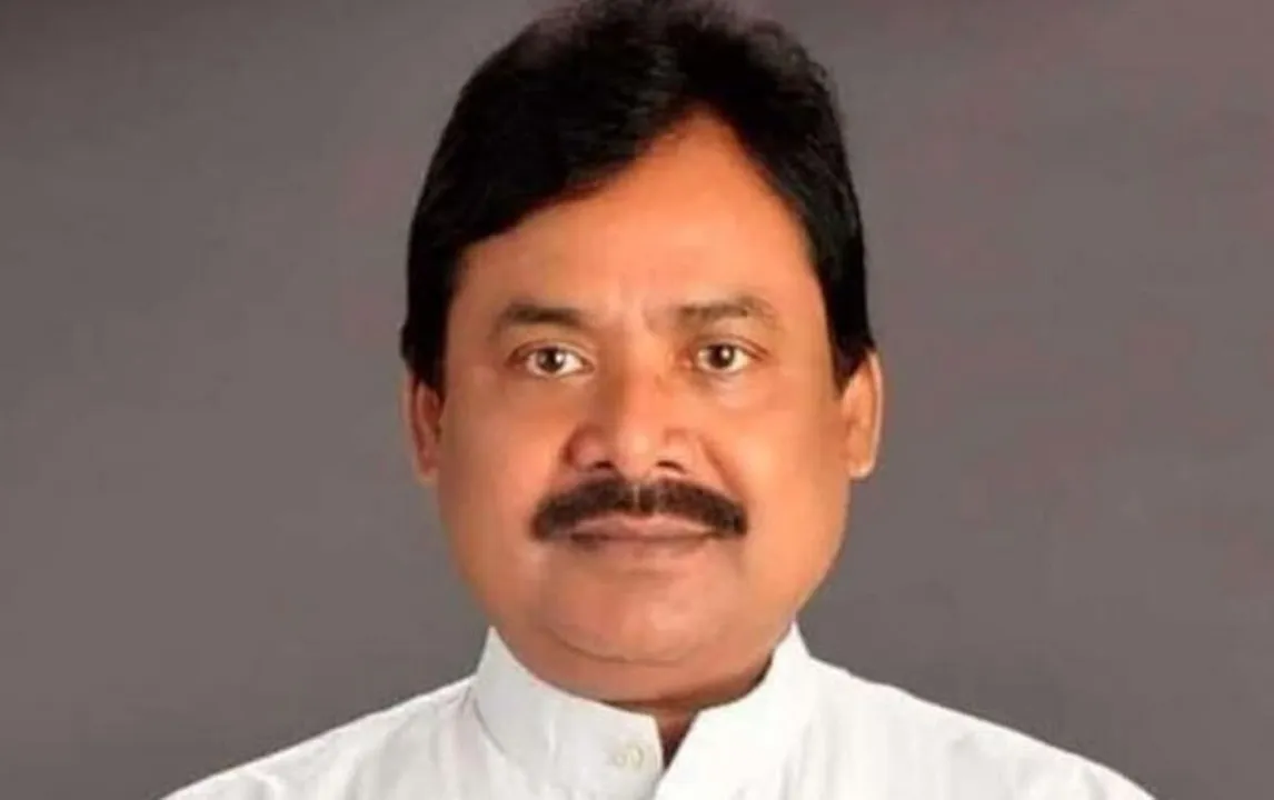  ବିଜ୍ଞାପନ ନିର୍ବାଚନ ପ୍ରଚାର ପ୍ରସାରରେ କଂଗ୍ରେସ ନେତା ଟଙ୍କା ଖାଇଥିବା ଘଟଣା: ପ୍ରଭାରୀ-ଏଆଇସିସି ଟିମ୍ ଆଡ଼କୁ ଦୋଷ ଠେଲିଲେ ଶରତ