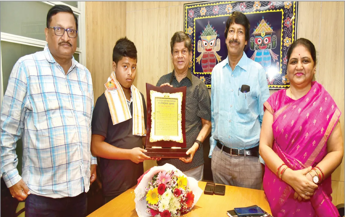  ମୁଖ୍ୟସ୍ରୋତକୁ ଫେରିଲେ ଶୁଭ୍ରାଂଶୁ: ବିଜୟ ପଟ୍ଟନାୟକ ମେମୋରିଆଲ୍‌ ଆୱାର୍ଡ-୨୦୨୪