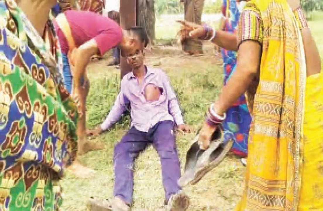  ବିଜେପି-ବିଜେଡି ଗୋଷ୍ଠୀ ସଂଘର୍ଷ, ୨ ଆହତ: ବାତ୍ୟା ଆଶ୍ରୟସ୍ଥଳୀ ଭିତ୍ତିପ୍ରସ୍ତର ଫଳକକୁ ନେଇ ବିବାଦ
