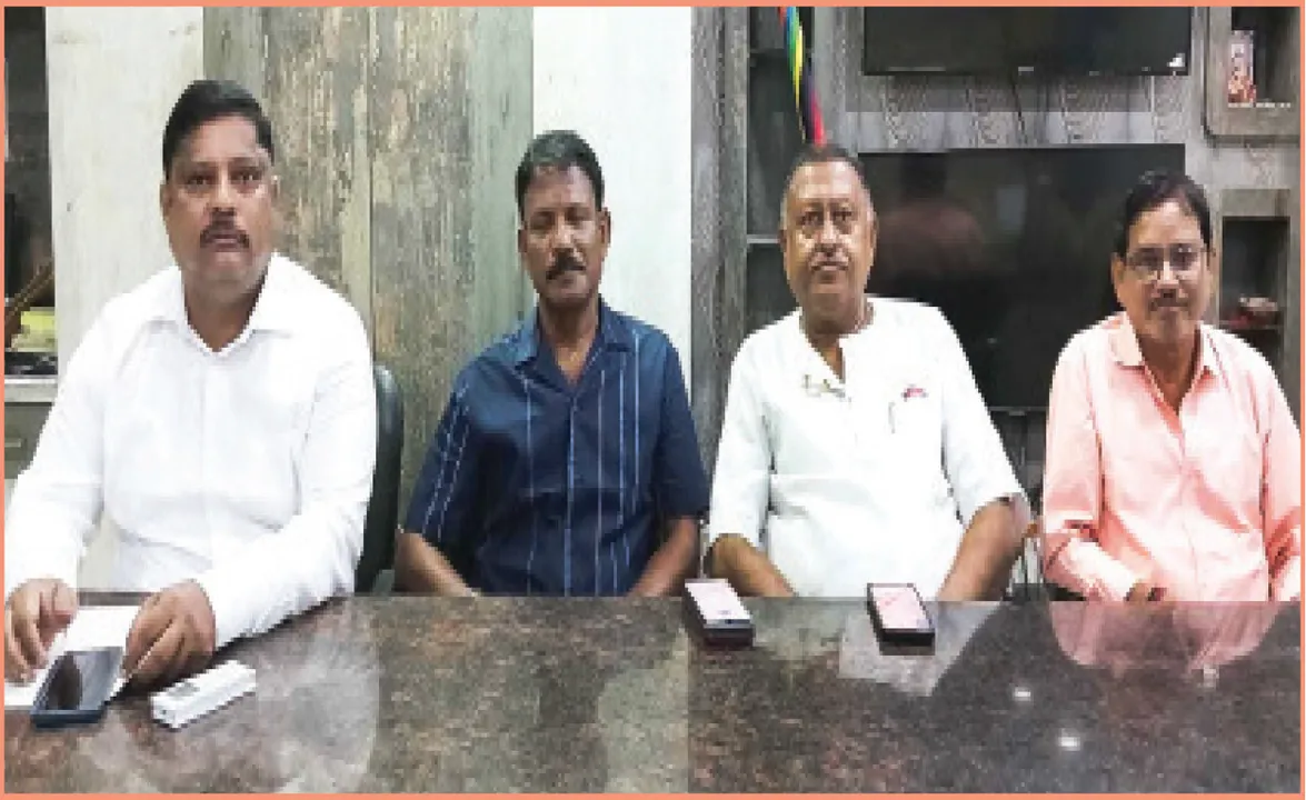  ମାଲଗୋଦାମରେ ୧୫ ଦିନ ପାଇଁ ସାମଗ୍ରୀ ମହଜୁଦ: ୨୪ ଘଣ୍ଟିଆ ଖୋଲା ରହିବ ଗୋଦାମ