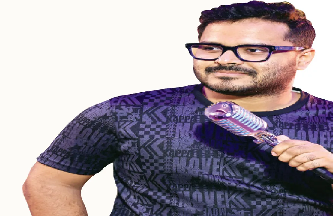 ସିନେମାରେ  ଡେବ୍ୟୁ କଲେ ସ୍ବସ୍ତିକ୍