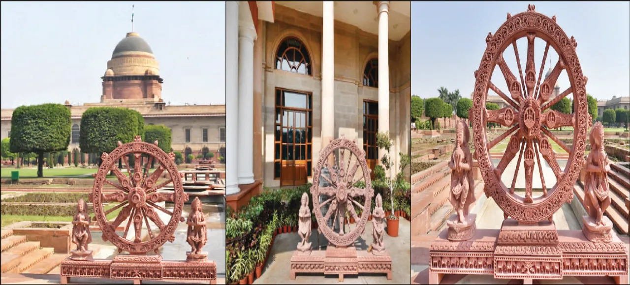  ରାଷ୍ଟ୍ରପତି ଭବନରେ ୪  କୋଣାର୍କ ଚକ ପ୍ରତିକୃତି ସ୍ଥାପିତ