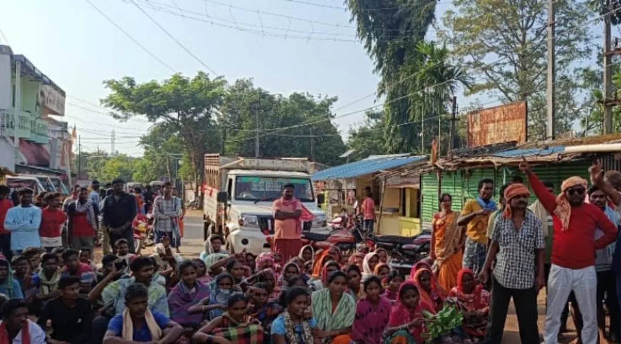  ପ୍ରାଣାନ୍ତକ ଆକ୍ରମଣରେ ମହିଳାଙ୍କ ମୃତ୍ୟୁ ଘଟଣା: ଶବ ରଖି ରାସ୍ତାରୋକ