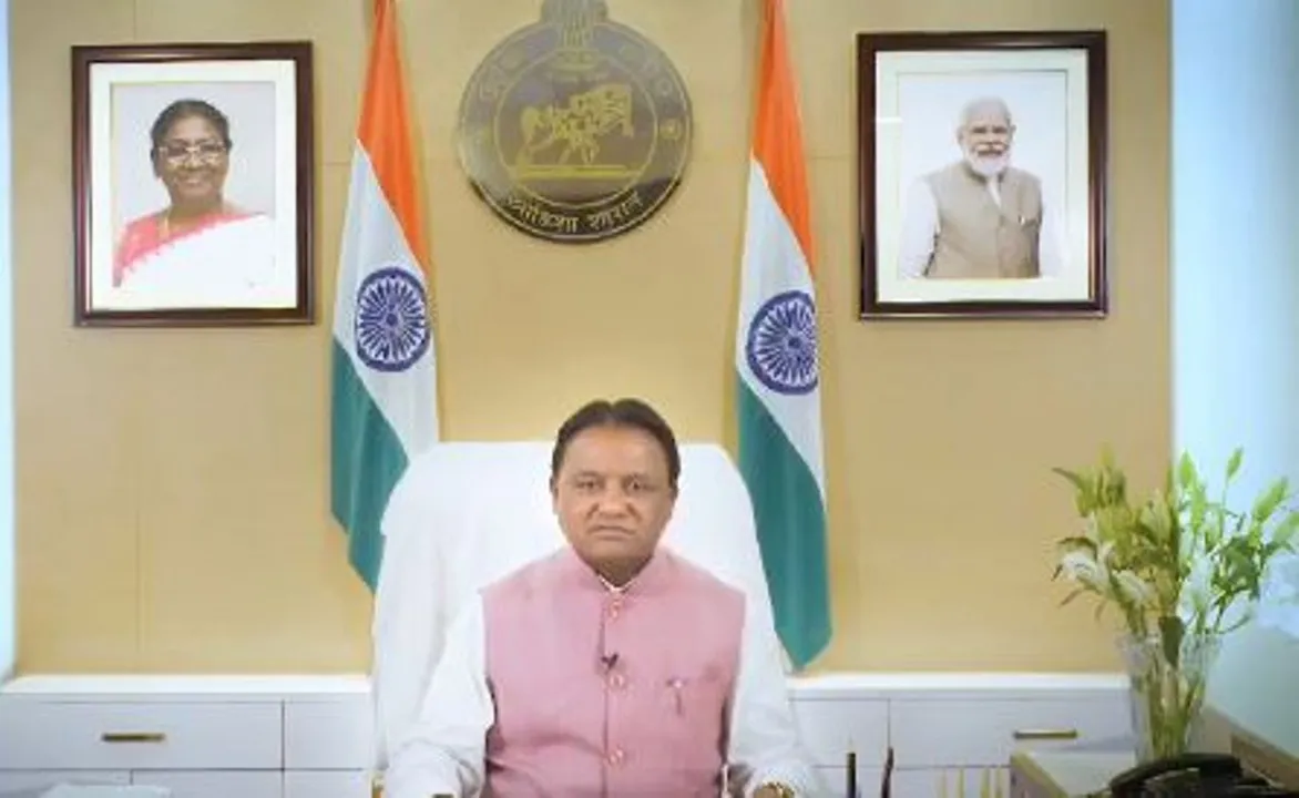  ରାଜ୍ୟବାସୀଙ୍କୁ ଦୀପାବଳିର ଅଭିନନ୍ଦନ ଜଣାଇଲେ ମୁଖ୍ୟମନ୍ତ୍ରୀ