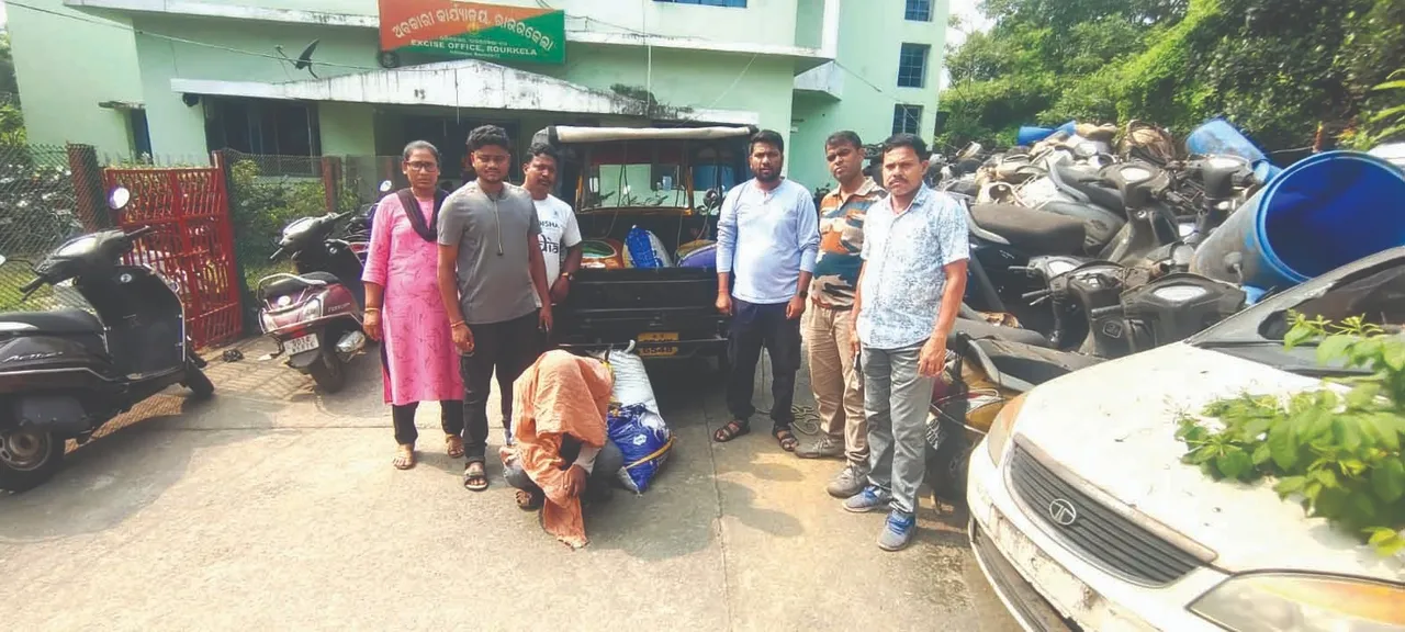  ପୁଣି ବନ୍ଧାହେଲେ ୫ ମହୁଲିମଦ ବେପାରୀ
