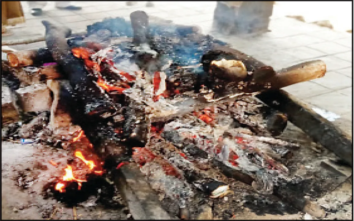  ଜୁଇରୁ ଜବତ ହେଲା ପୂର୍ବତନ ବିଧାୟକଙ୍କ ପତ୍ନୀଙ୍କ ଦରପୋଡ଼ା ଶବ