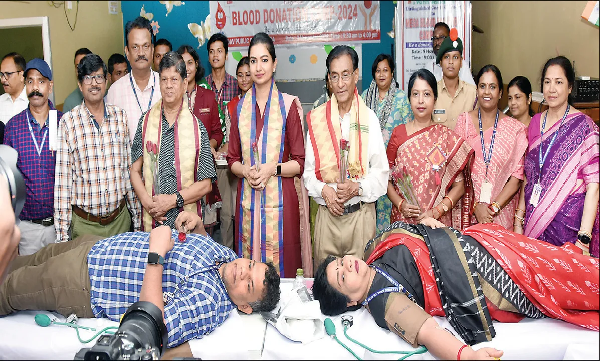  ସମ୍ବାଦ-ଆମ ଓଡ଼ିଶା ସହଯୋଗରେ ୧୬୩୧ ୟୁନିଟ୍‌ ରକ୍ତ ସଂଗ୍ରହ