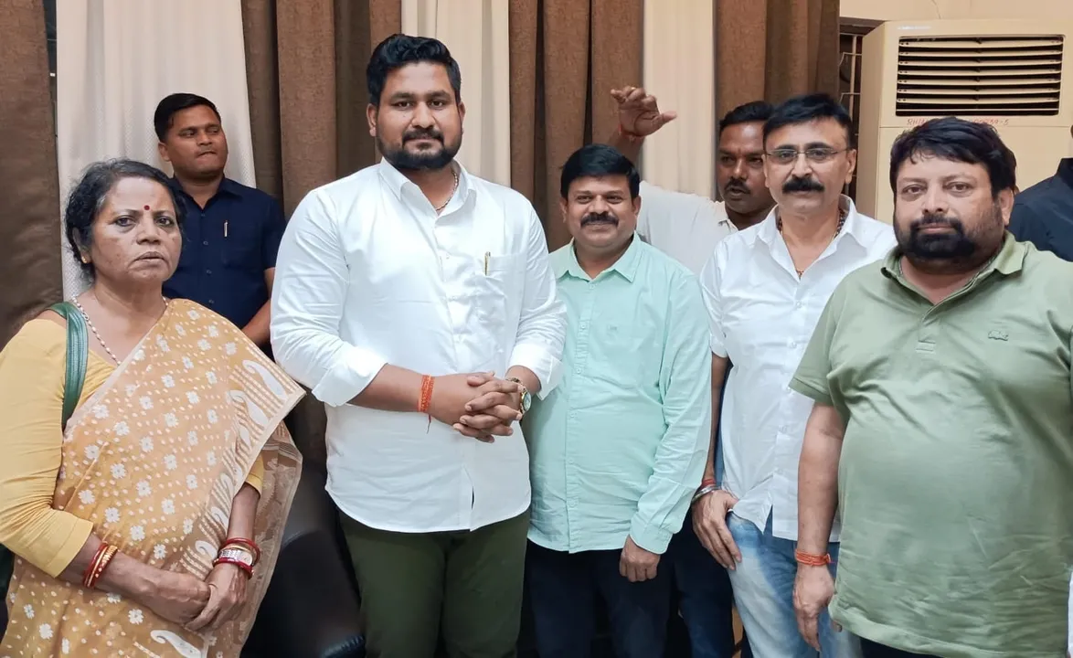  ଉଚ୍ଚଶିକ୍ଷା ମନ୍ତ୍ରୀଙ୍କ ପ୍ରଥମ ରାଉରକେଲା ଗସ୍ତରେ ଉଚ୍ଛ୍ବସିତ ସମ୍ବର୍ଦ୍ଧନା