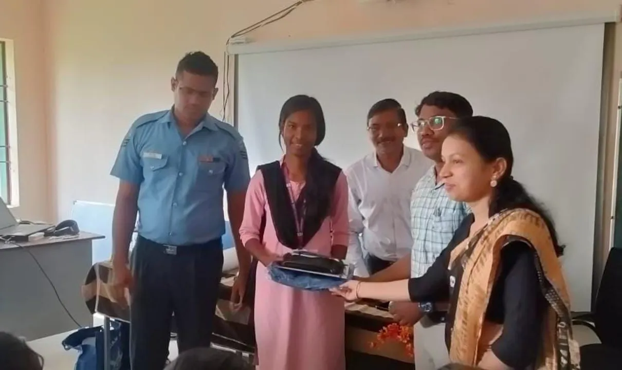  ବାୟୁସେନା ଅଧିକାରୀଙ୍କ ଦ୍ୱାରା କ୍ୟାରିଅର କାଉଁସିଲିଂ