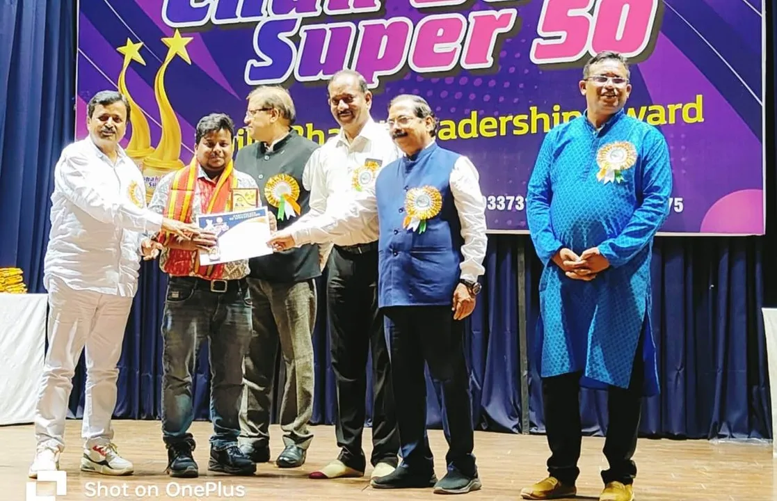  ଅଧ୍ୟାପକ ଉଦ୍ଧବ ପଧାନଙ୍କୁ ବିଲ୍ଡ ଭାରତ ଲିଡରସିପ୍ ଆୱାର୍ଡ