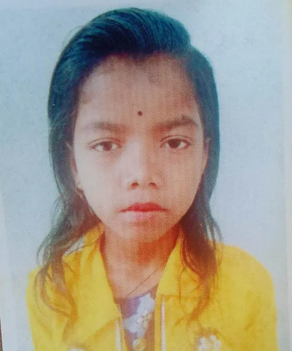  ପୋଖରୀରେ ଡଙ୍ଗାରୁ ପଇସା ସଂଗ୍ରହ ବେଳେ ପାଣିରେ ବୁଡ଼ି ଚାଲିଗଲା  ନାବାଳିକାଙ୍କ ଜୀବନ