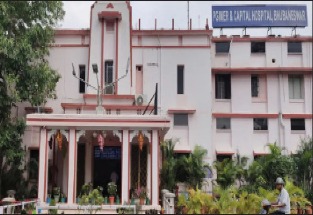  କ୍ୟାପିଟାଲ ହସ୍ପିଟାଲ୍‌ରେ ଆଇସିୟୁ ଅଭାବ: ଘରୋଇ ହସ୍ପିଟାଲକୁ ଧାଉଁଛନ୍ତି ରୋଗୀ