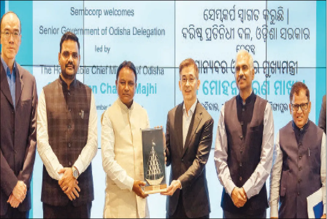  ସିଙ୍ଗାପୁର ଗସ୍ତରେ ମୁଖ୍ୟମନ୍ତ୍ରୀ: କାରଖାନା କରିବାକୁ ଆମନ୍ତ୍ରଣ, ସେମ୍ବକର୍ପ, ଭିସା, ସିଟି ମେଟ୍ରିକ୍ସ ପ୍ରତିନିଧିଙ୍କ ସହ ଆଲୋଚନା