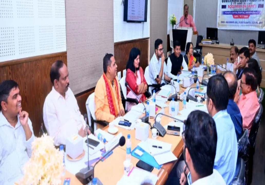  କ୍ୟାପିଟାଲ ହସ୍ପିଟାଲରେ ରୋଗୀ କଲ୍ୟାଣ ସମିତି ବୈଠକ: କିଡ୍‌ନି ଡାଇଲିସିସ୍‌ରେ ଏବେ ଖୋର୍ଦ୍ଧା ଜିଲ୍ଲାବାସୀଙ୍କୁ ପ୍ରାଧାନ୍ୟ