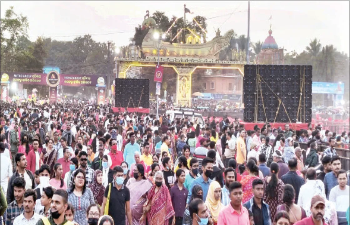  ସରିଲା କଟକ ବାଲିଯାତ୍ରା: ଶେଷ ଦିନରେ ୧୩ ଲକ୍ଷରୁ ଅଧିକ ଲୋକଙ୍କ ସମାଗମ