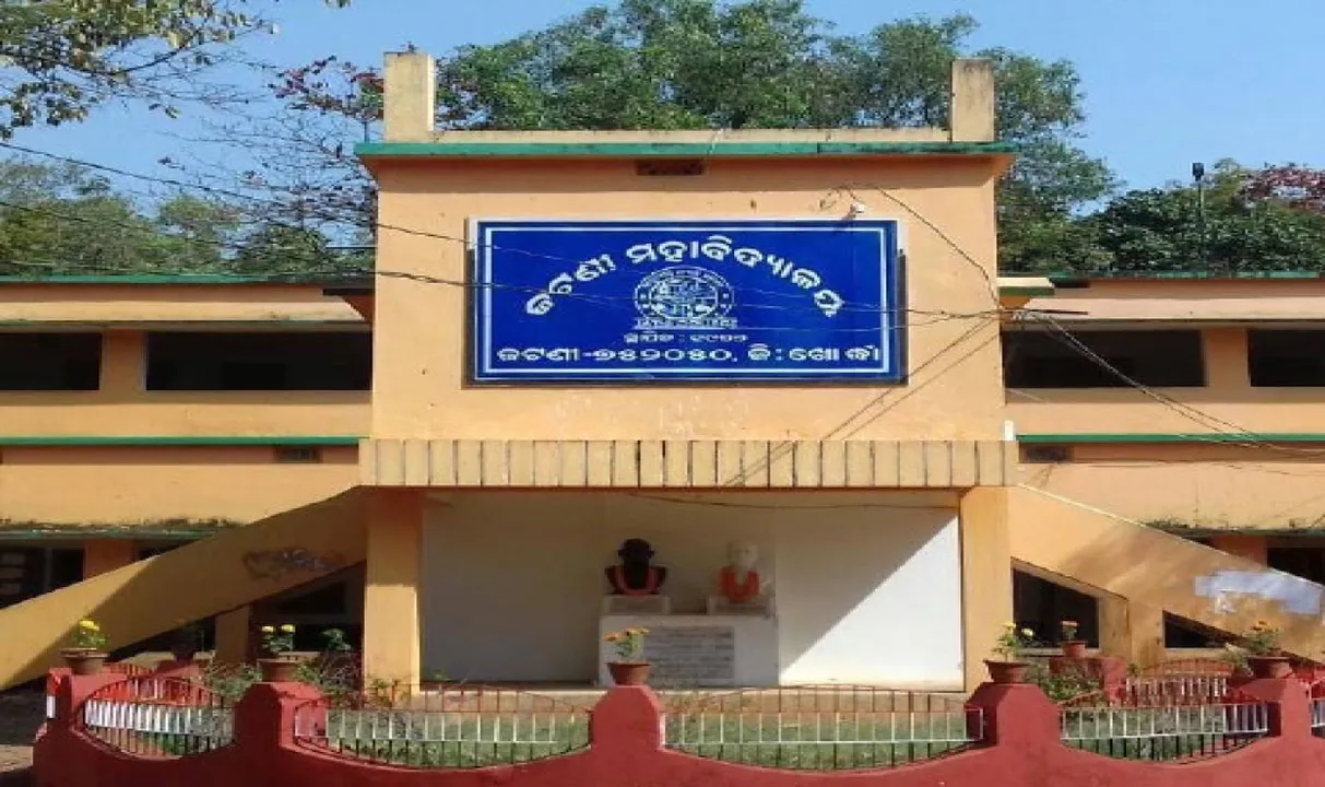  ୪୯ ବର୍ଷର କଲେଜ: ଏଯାଏଁ ରେକର୍ଡଭୁକ୍ତ ହୋଇନି ଜମି