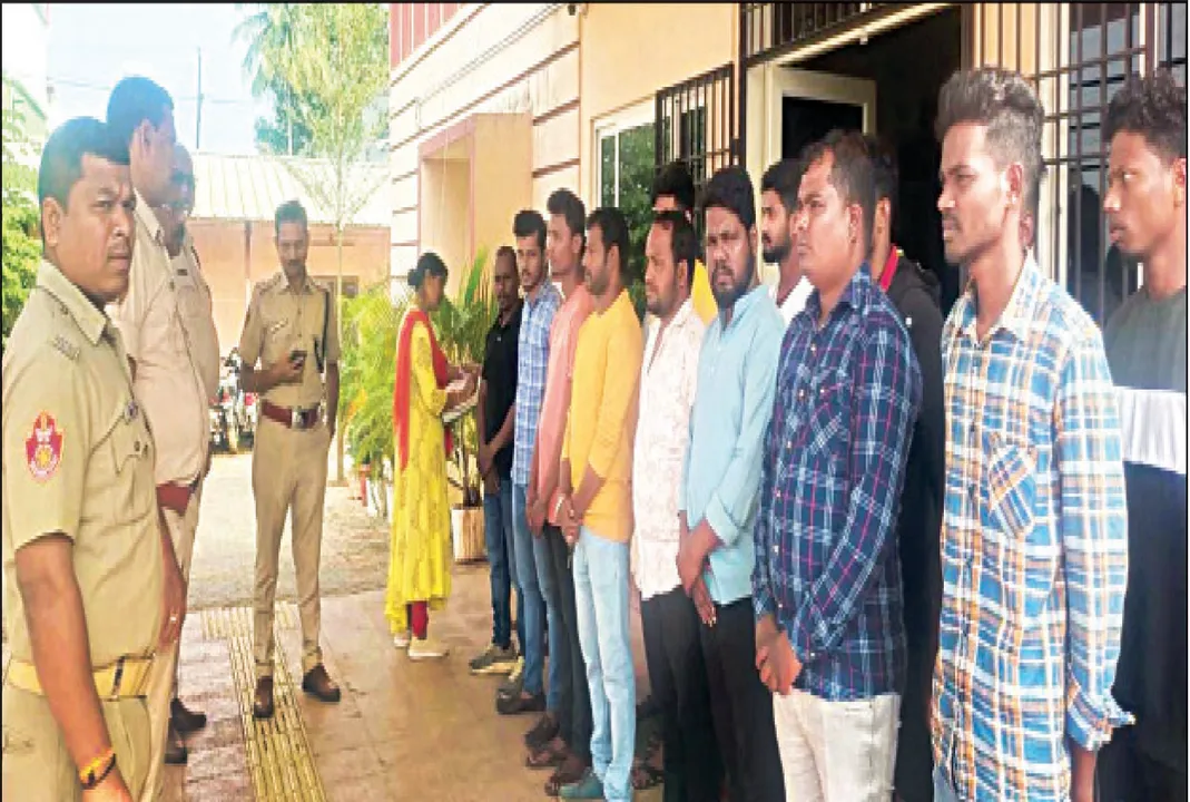 ଗୁଣ୍ଡା ସୁଧାର ପରେଡ୍‌: ଆସୁନାହାନ୍ତି ପୁରୁଣା ମୂଷା, ମୁହଁ ଦେଖାଇଲେଣି ୨୨୬