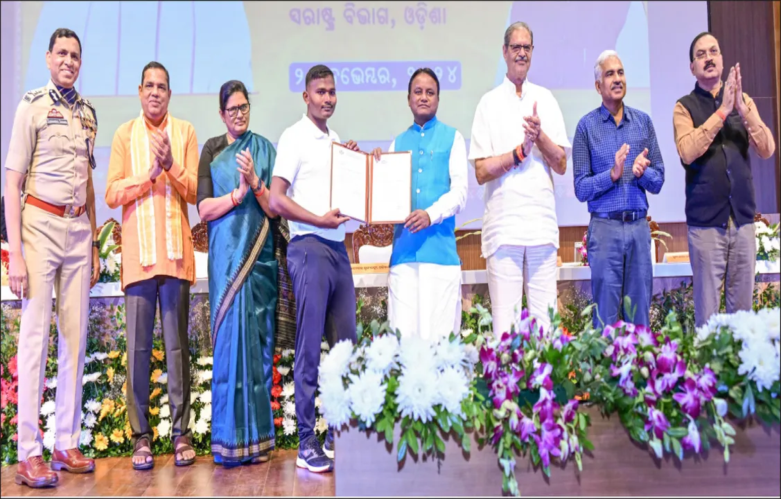  ଏଣିକି ନିଆଁ ଲିଭାଇବେ ମହିଳା: ରାଜ୍ୟସ୍ତରୀୟ ଅଗ୍ନିଯୋଦ୍ଧା ନିଯୁକ୍ତି ସମାରୋହ