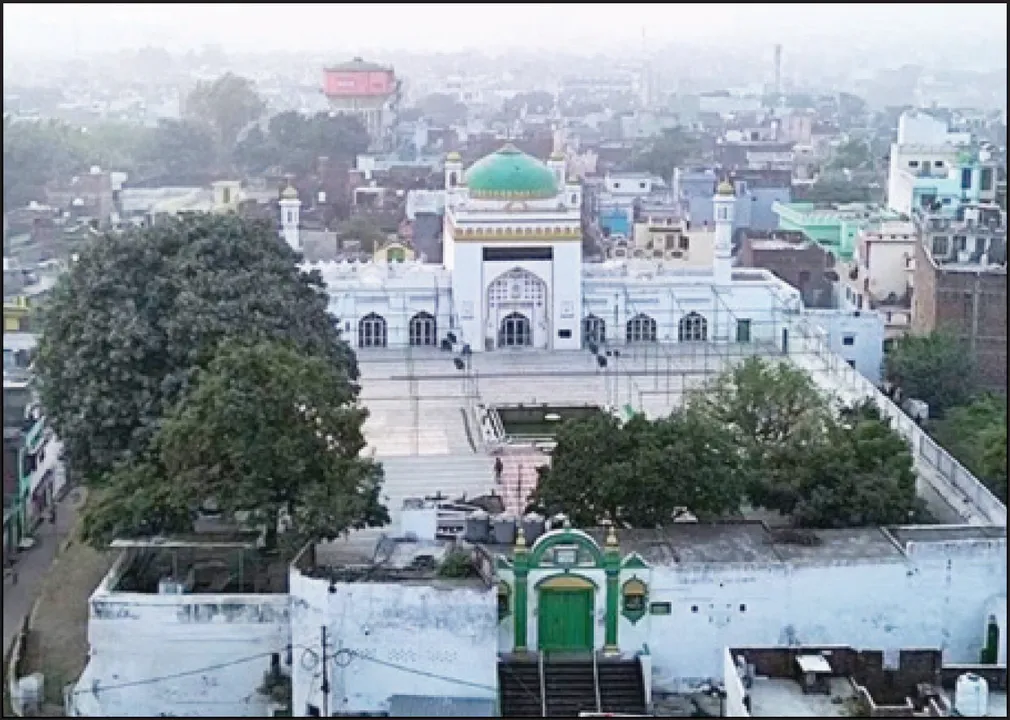  ସମ୍ଭଲ ହିଂସା: ସର୍ଭେ ନିର୍ଦ୍ଦେଶ ଉପରେ ରୋକ୍‌ ଲଗାଇଲେ ସୁପ୍ରିମକୋର୍ଟ