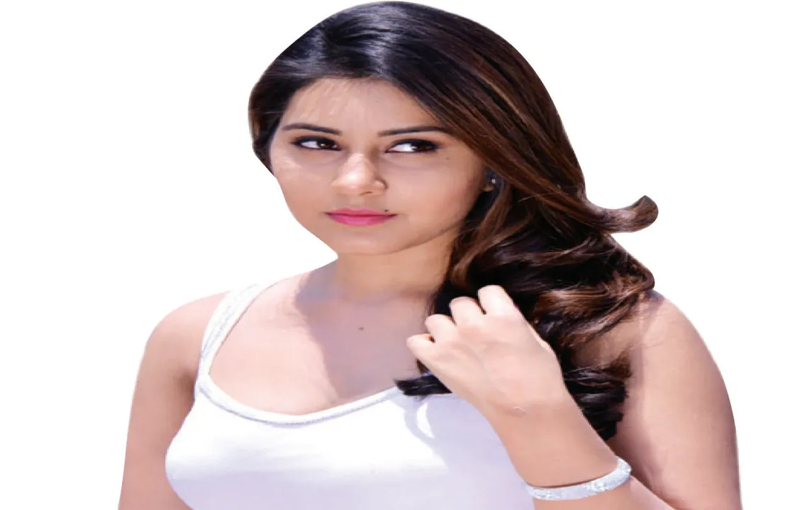  ଅଭିନେତ୍ରୀ ହେବାକୁ ଚାହୁ ନଥିଲେ ରାଶି