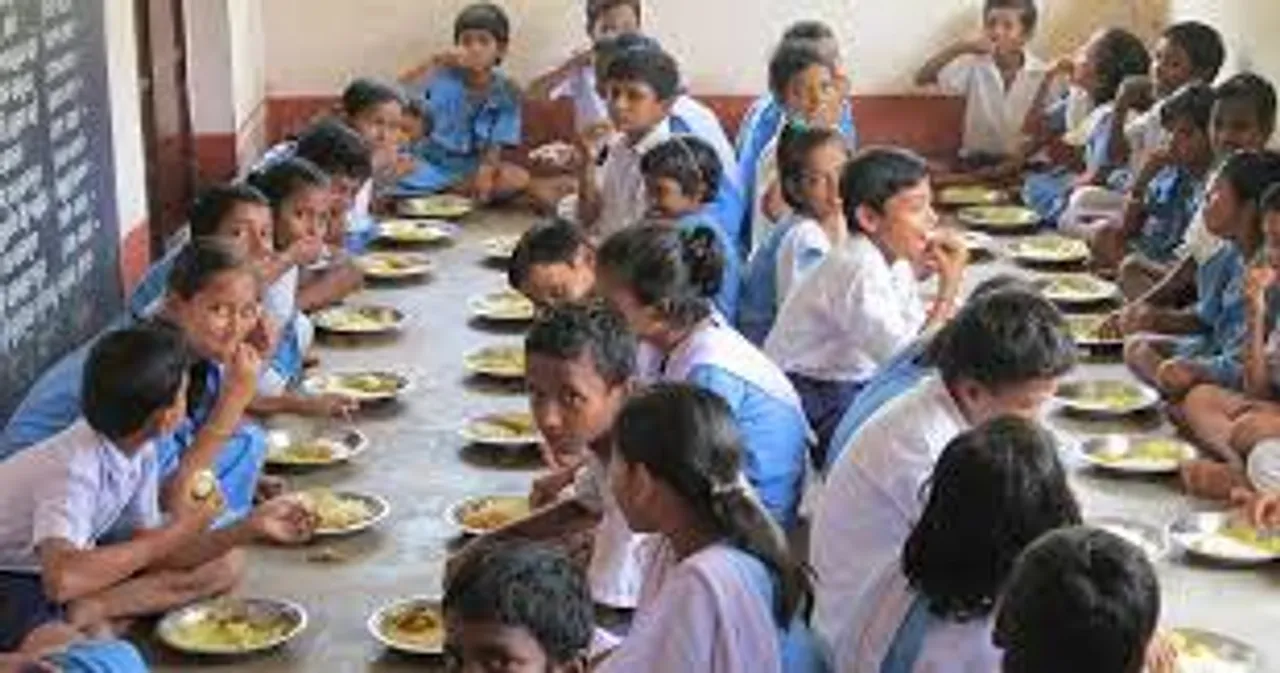  ଛାତ୍ରଛାତ୍ରୀଙ୍କ ପାଇଁ ମଧ୍ୟାହ୍ନ ଭୋଜନ ଖର୍ଚ୍ଚ ବୃଦ୍ଧି କଲେ ରାଜ୍ୟ ସରକାର