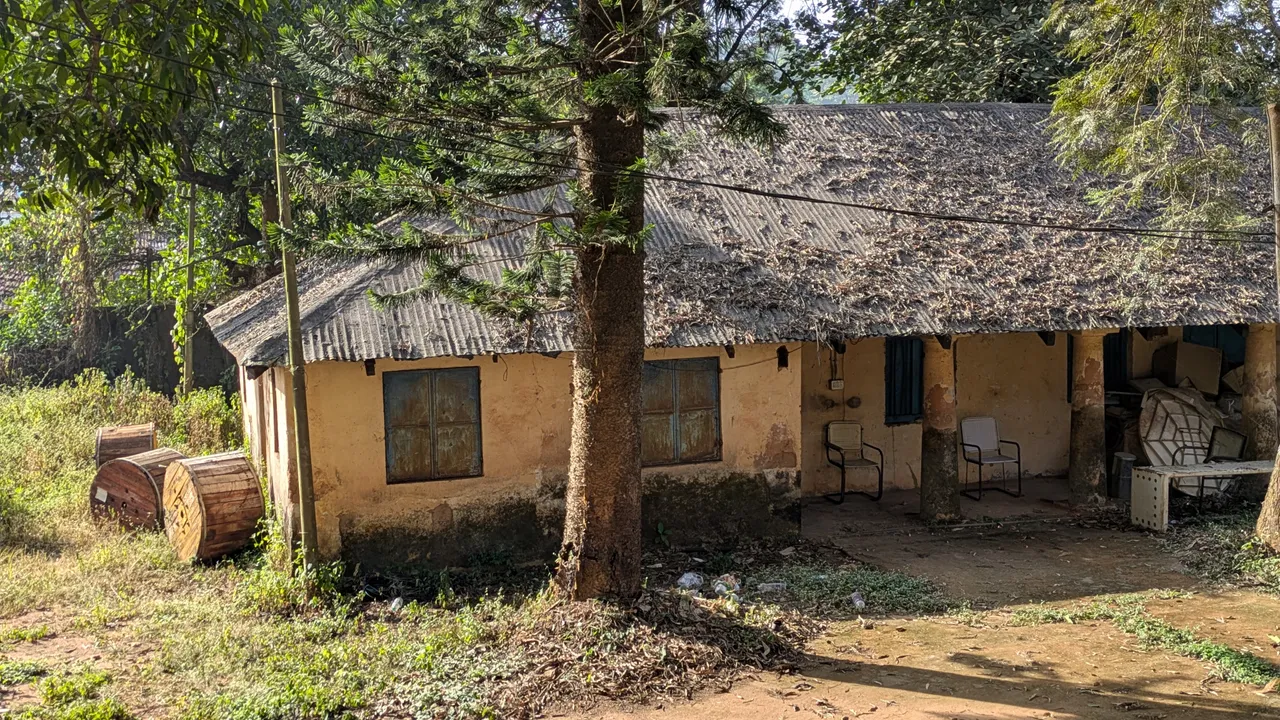  ଜରାଜୀର୍ଣ୍ଣ ଅବସ୍ଥାରେ ସାହିତ୍ୟ ଜଗତର କିମ୍ବଦନ୍ତୀ ଗୋପୀନାଥଙ୍କ ବାସଗୃହ