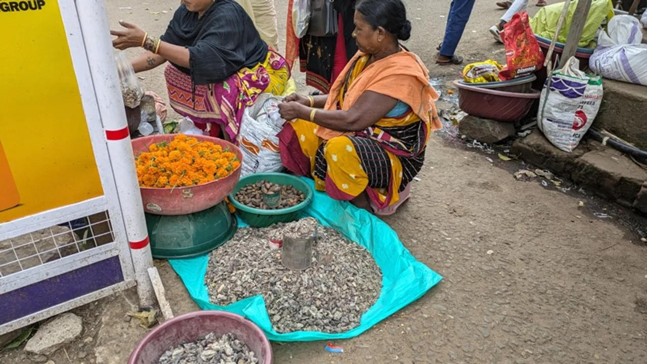  କୋରାପୁଟରେ ଏବେ ବି ବଞ୍ଚିଛି ବାର୍ଟର ପଦ୍ଧତି