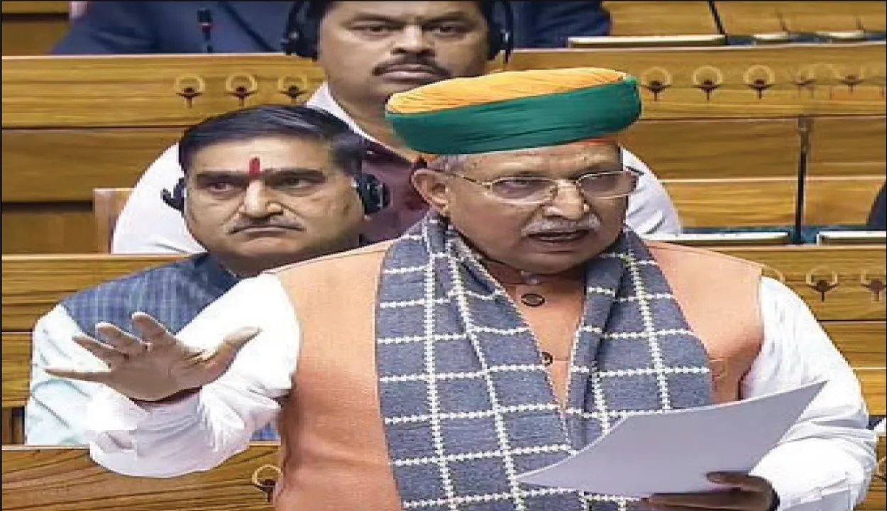  ଗୋଟିଏ ନିର୍ବାଚନ ପାଇଁ ଅଣ୍ଟା ଭିଡ଼ିଲେ: ‘ଏକ ଦେଶ, ଏକ ନିର୍ବାଚନ’ ବିଲ୍‌ ଲୋକସଭାରେ ଆଗତ