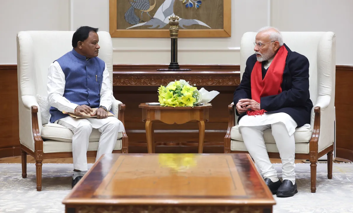  PM Narendra Modi and  CM Mohan Charan Majhi. Photograph: (Sambad ) 