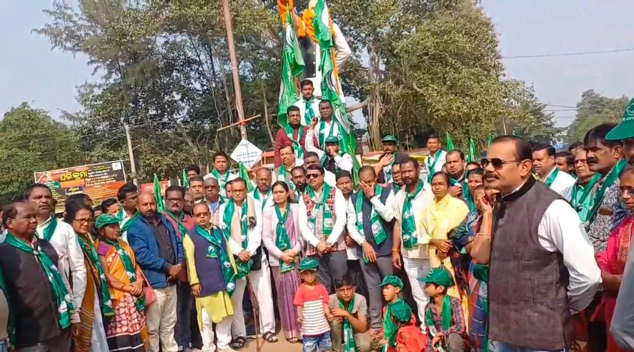  ରାଇରଙ୍ଗପୁରରେ ବିଜେଡି ଦୁଇଫାଳ! ରାଜନୈତିକ ମହଲରେ ଚର୍ଚ୍ଚା ଜୋର୍‌