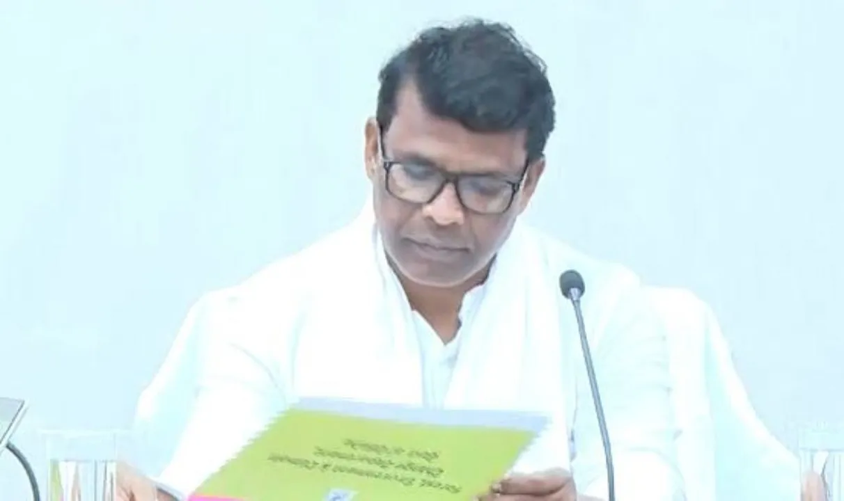  ମମତା ବାନାର୍ଜୀଙ୍କୁ କଡ଼ା ଜବାବ ଦେଲେ ଜଙ୍ଗଲ ମନ୍ତ୍ରୀ ଗଣେଶରାମ ଖୁଣ୍ଟିଆ