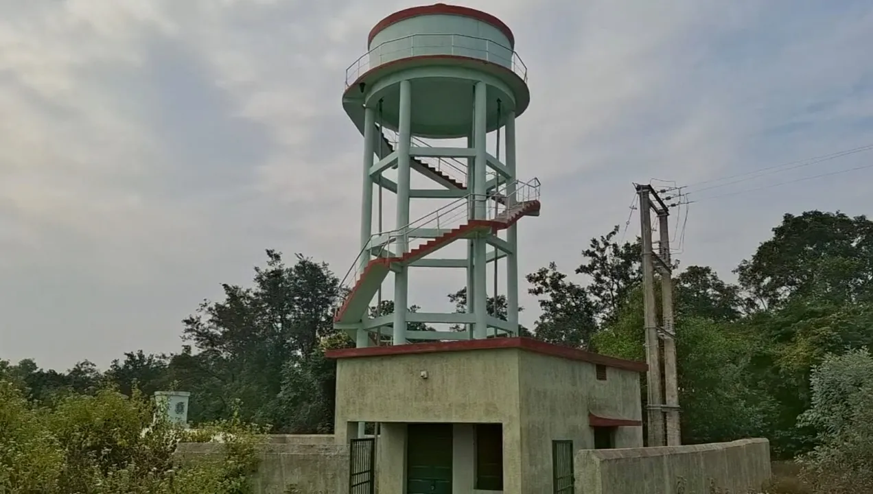  ପାଲଟିଛି ପ୍ରହସନ ବସୁଧା ଯୋଜନା: ଶୀତଋତୁରେ ଜଳ ଯନ୍ତ୍ରଣା ଭୋଗୁଛନ୍ତି ଗ୍ରାମବାସୀ