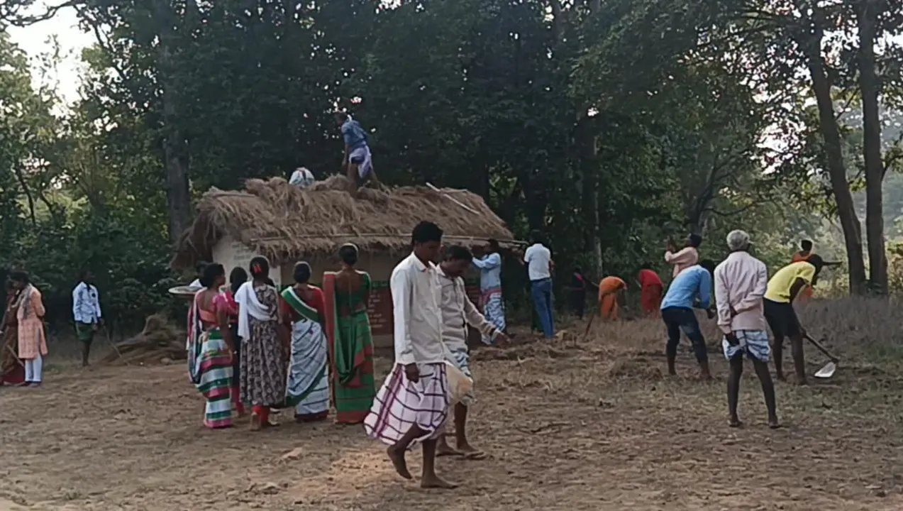  Vigorous preparations to celebrate Guru Darshan Day Photograph: (sambad.in) 