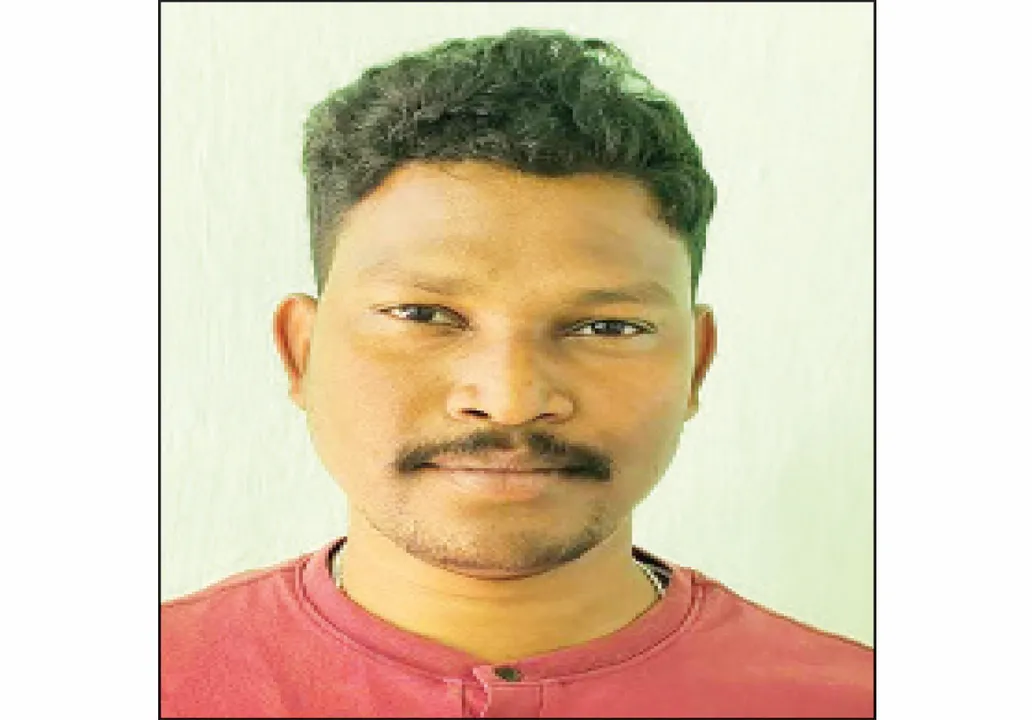  ମହୁମାଛି ଆକ୍ରମଣରେ କନିଷ୍ଠ ଯନ୍ତ୍ରୀଙ୍କ ମୃତ୍ୟୁ